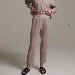 Varley Brymhurst Textured Pants in Sphinx sz small